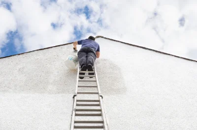 Peinture extérieure à Izé — façades et ravalement